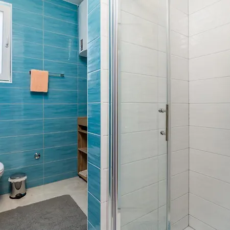 Amazing In With 1 Bedrooms, Wifi&outdoor Swimming Pool
